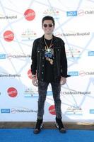 los angeles - nov 18 isaak presley bei der ucla kinderkrankenhausparty auf dem pier am santa monica pier am 18. november 2018 in santa monica, ca foto