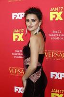 los angeles - 8. jan - penelope cruz bei der ermordung von gianni versace - uraufführung der amerikanischen krimigeschichte im arclight theater am 8. januar 2018 in los angeles, ca foto