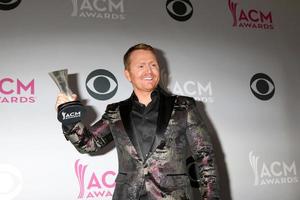 las vegas - 2. april - shane mcanally bei den academy of country music awards 2017 in der t-mobile arena am 2. april 2017 in las vegas, nv foto