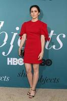 los angeles - 26. juni - shannon woodward bei der hbo-premiere von sharp objects im arclight theater am 26. juni 2018 in los angeles, ca foto