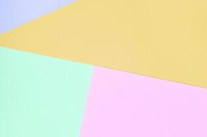 texturhintergrund von modepastellfarben. Papiere mit geometrischen Mustern in Rosa, Violett, Orange und Blau. foto