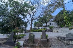 rio de janeiro, rj, brasilien, 2022 - britische begräbnisstätte - eröffnet im jahr 1811 im nachbarschaft gamboa, ist der älteste freiluftfriedhof brasiliens, der noch aktiv ist foto