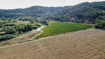 Drohnenansicht des Flusses Lauquet foto