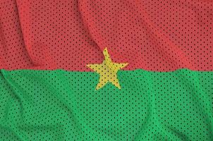 Burkina-Faso-Flagge gedruckt auf einem Polyester-Nylon-Sportbekleidungsnetz f foto