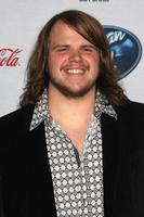 los angeles, feb 20 - caleb johnson auf der finalistenparty von american idol 13 im fig and olive am 20. februar 2014 in west hollywood, ca foto