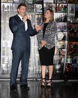 los angeles, 14. nov - david boreanez, emily deschanel bei der 200. show cake feier der bones auf dem fox studio lot am 14. november 2014 in century city, ca foto