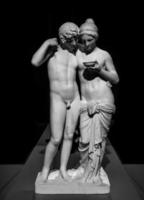 Amor und Psyche - amore e psiche - von Bertel Thorvaldsen. Symbol der ewigen Liebe, 1861. foto