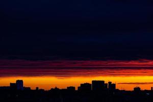 Silhouette von Moskau bei Sonnenuntergang foto