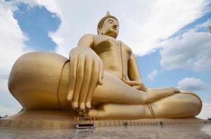 gloden buddha wat muang, ang thong thailand