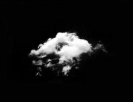 weiße Wolke im schwarzen Himmel, isoliertes Element für Pinselentwurf foto