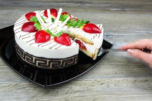 Erdbeerkuchen mit Vanillecreme foto