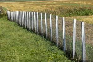 Metallzaun zur Gewährleistung der Sicherheit foto