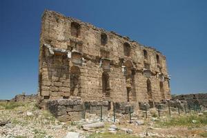 antike stadt aspendos in antalya, turkiye foto