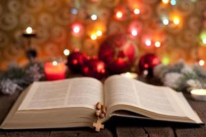 Weihnachten und Bibel foto