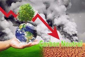 CO2-neutrales Reduktionskonzept zur Verhinderung der globalen Erwärmung. reduzierung der treibhausgasemissionen co2 staffelei. umweltfreundlich. Verbesserung der Energieeffizienz. Kohlenstoffneutral. foto