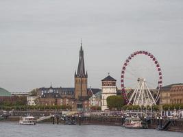 Düsseldorf am Rhein foto