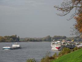 Düsseldorf und der Rhein foto