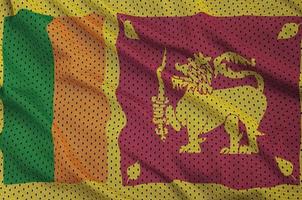 Sri-Lanka-Flagge gedruckt auf einem Polyester-Nylon-Sportswear-Mesh-Gewebe foto