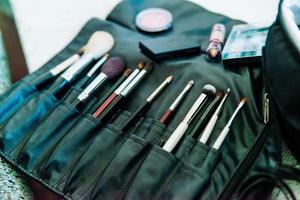 professioneller visagister Arbeitsplatz. Make-up-Tools. foto