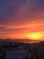 schöner sonnenuntergang in heraklion, kreta, griechenland foto