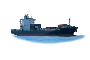 Container-Frachtschiff im Ozean isoliert auf weißem Hintergrund, Güterverkehr foto