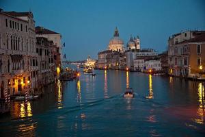 der Canal Grande und Santa Maria della Salute (Venedig, Italien) foto