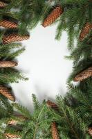 ursprünglicher weihnachtsbaumhintergrund. Frohe Weihnachtsbaum-Grußkarte. Frohes neues Jahr 2023 foto