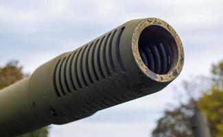 schwere artillerie des zweiten weltkriegs, sowjetische haubitzenkanone ml-20. Kaliber 152 mm. selbstfahrende Artillerie-Reittiere. Laufartillerie. foto