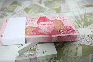 pakistanisches Währungsmix-Notenpaket foto