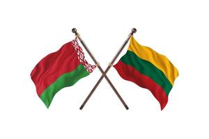 weißrussland gegen litauen zwei landesflaggen foto