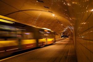Tunnel in Warschau foto