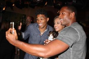 los angeles, 14. august - rome flynn, herrschaft edwards, lawrence saint-victor beim mutigen und schönen fan-event am freitag in der cbs-fernsehstadt am 14. august 2015 in los angeles, ca foto