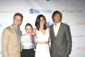 los angeles, 18. mai - barrett foa, renee felice smith, daniela ruah, eric christian olsen bei der cbs summer soiree 2015 im london hotel am 18. mai 2015 in west hollywood, ca foto