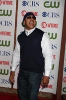 los angeles, 3. aug - ll cool j ankunft bei der cbs tca sommer 2011 all-star-party im robinson may parkhaus am 3. august 2011 in beverly hills, ca foto