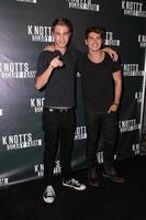 los angeles, 3. oktober - cameron fuller, gregg sulkin auf der knott s scary farm prominente vip-eröffnung auf der knott s berry farm am 3. oktober 2014 in buena park, ca foto