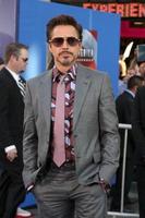 los angeles, 19. juli - robert downey jr. kommt im kapitän amerika an - die erste avenger-premiere im el capitan theater am 19. juli 2011 in los angeles, ca foto