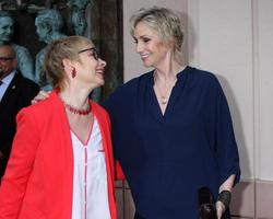 los angeles, 9. juni - cathy kalmenson, jane lynch bei the fox s girls night out q and a und champagner bar empfang in der tv academy am 9. juni 2014 in north hollywood, ca