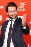 los angeles, 3. sep – charlie day bei der fxx network launch party und premieren für immer sonnig in philadelphia und der liga beim lock am 3. september 2013 in los angeles, ca foto