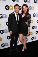 los angeles, nov 12 - chris hardwick, chloe dykstra bei der gq 2013 men of the year party in wilshire ebell am 12. november 2013 in los angeles, ca foto