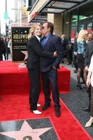 los angeles, 19. mai - deidre hall, thaao penghlis bei der deidre hall hollywood walk of fame zeremonie auf dem hollywood blvd am 19. mai 2016 in los angeles, ca foto