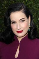 los angeles, 9. jan - dita von teese beim lovegold event im selma house am 9. januar 2014 in los angeles, ca foto