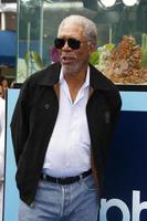 los angeles, sep 17 - morgan freeman kommt am 17. september 2011 zur warner bros weltpremiere von delphin tale im regency village theater in westwood, ca foto