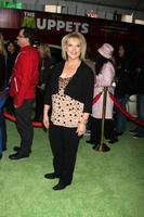 Los Angeles, 12. November - Nancy Grace kommt zur Weltpremiere der Muppets im El Capitan Theatre am 12. November 2011 in Los Angeles, ca foto