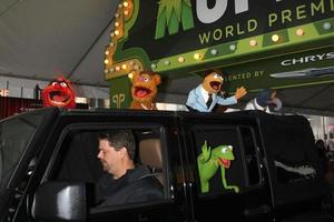 los angeles, nov 12 - mupets kommen zur weltpremiere der muppets im el capitan theater am 12. november 2011 in los angeles, ca foto