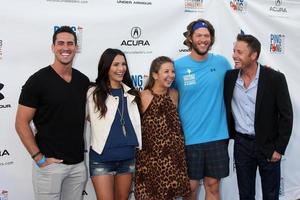 los angeles, 4. september - josh murray, andi dorfman, ellen kershaw, clayton kershaw, chris harrison bei der tischtennis-4-zweck-wohltätigkeitsveranstaltung im dodger stadion am 4. september 2014 in los angeles, ca foto