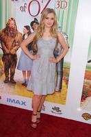 los angeles, 15. september - sierra mccormick bei der weltpremiere des zauberers von oz 3d im tcl chinese imax theater am 15. september 2013 in los angeles, ca foto