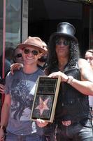 los angeles, 9. juli - clifton collins jr, schrägstrich auf dem hollywood walk of fame zeremonie für schrägstrich im hard rock cafe in hollywood und highland am 9. juli 2012 in los angeles, ca foto