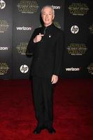 Los Angeles, 14. Dez. - Anthony Daniels bei Star Wars - The Force Awakens Weltpremiere im Hollywood and Highland am 14. Dezember 2015 in Los Angeles, ca foto