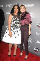 chandra wilsonlos angeles, 26. september - shonda rhimes, ellen pompeo bei der tgit 2015-premiere auf dem roten teppich im gracias madre am 26. september 2015 in los angeles, ca foto