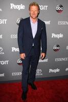 los angeles, 26. september - kevin mckidd bei der tgit 2015-premiere auf dem roten teppich im gracias madre am 26. september 2015 in los angeles, ca foto